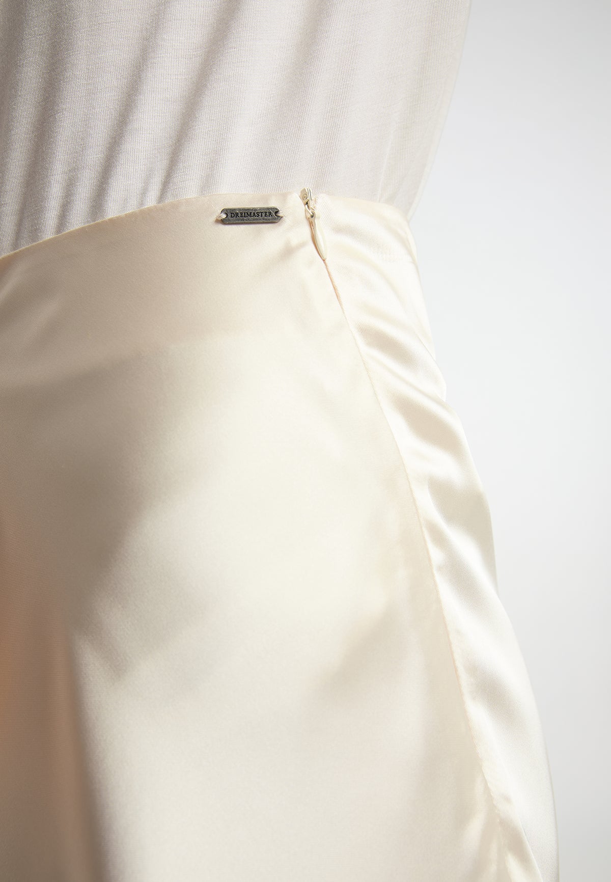 DreiMaster Klassik Women's A-Linienrock