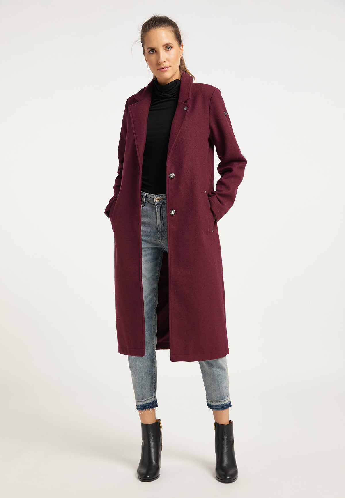 DreiMaster Vintage Women's Mantel