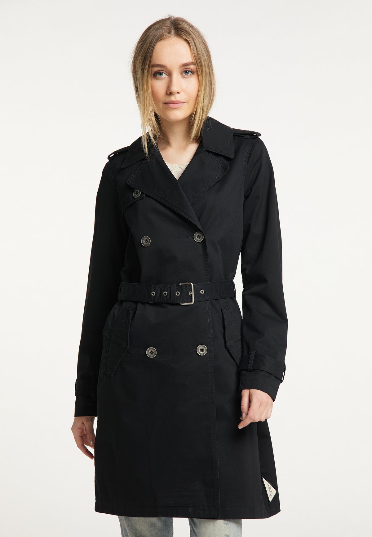 DreiMaster Vintage Women's Mantel