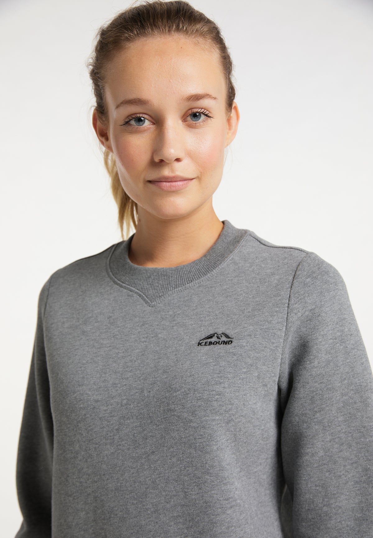 ICEBOUND Women's Sweater