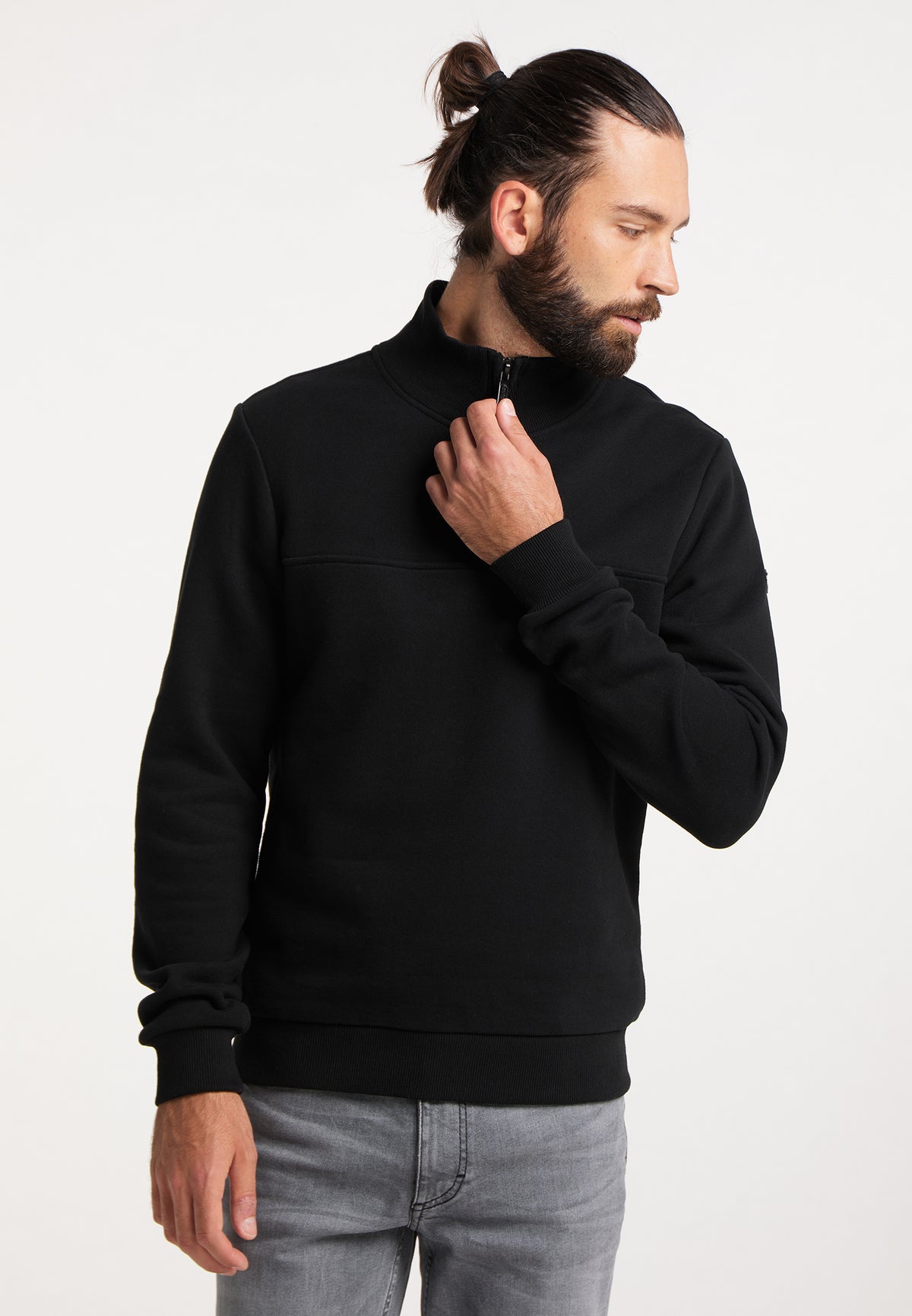 ICEBOUND Men's Zip Sweater
