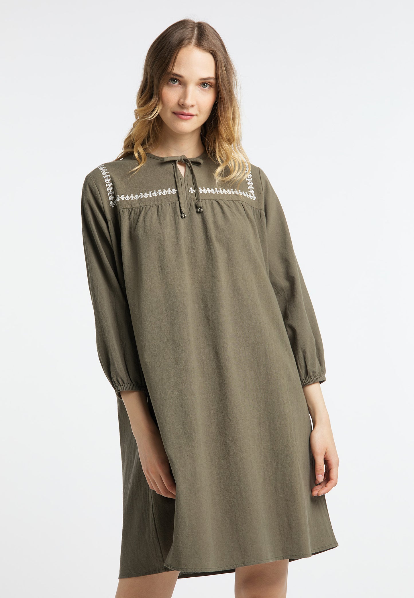 Midikleid mit Stickerei