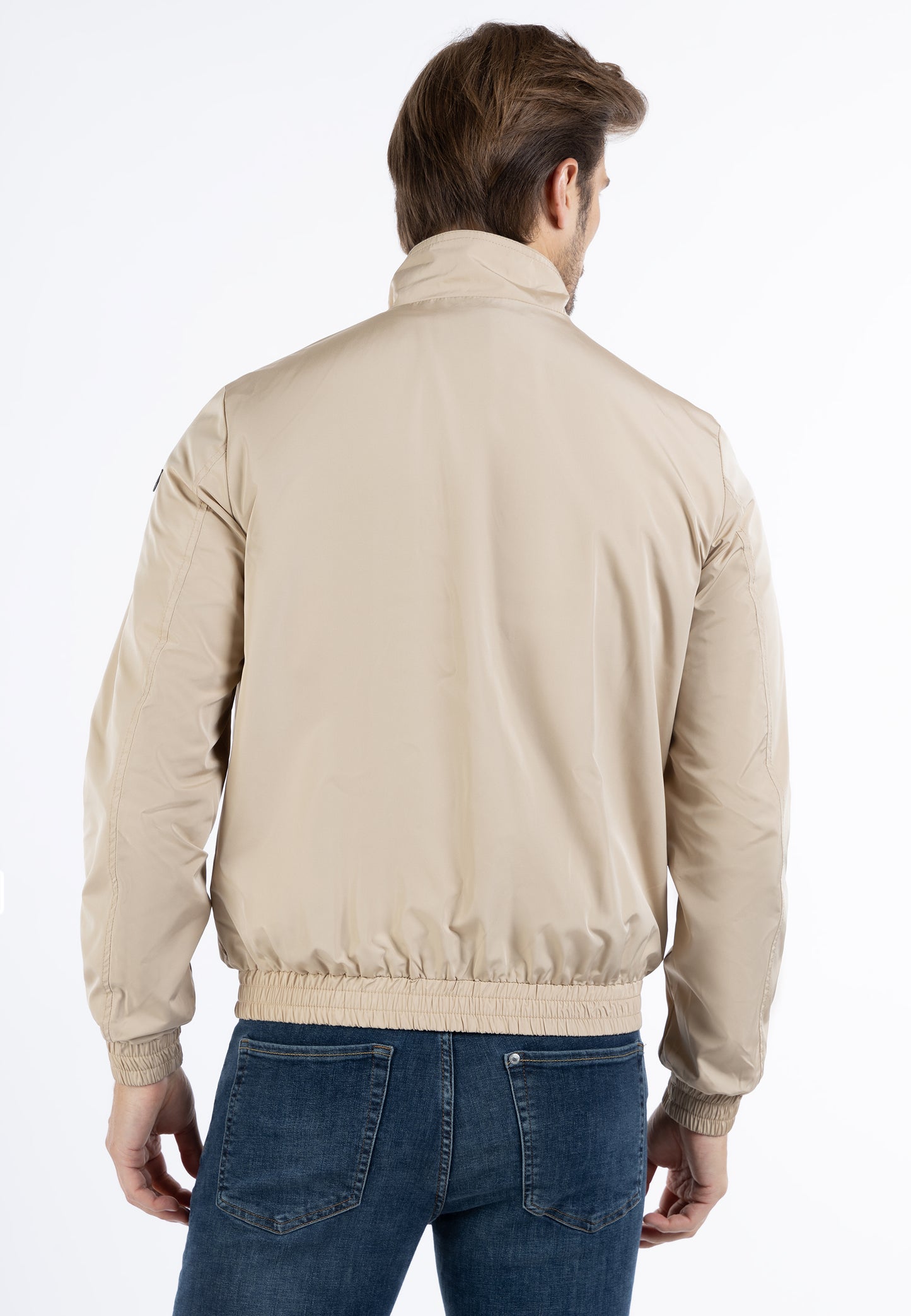 Übergangsjacke – recyceltes Material