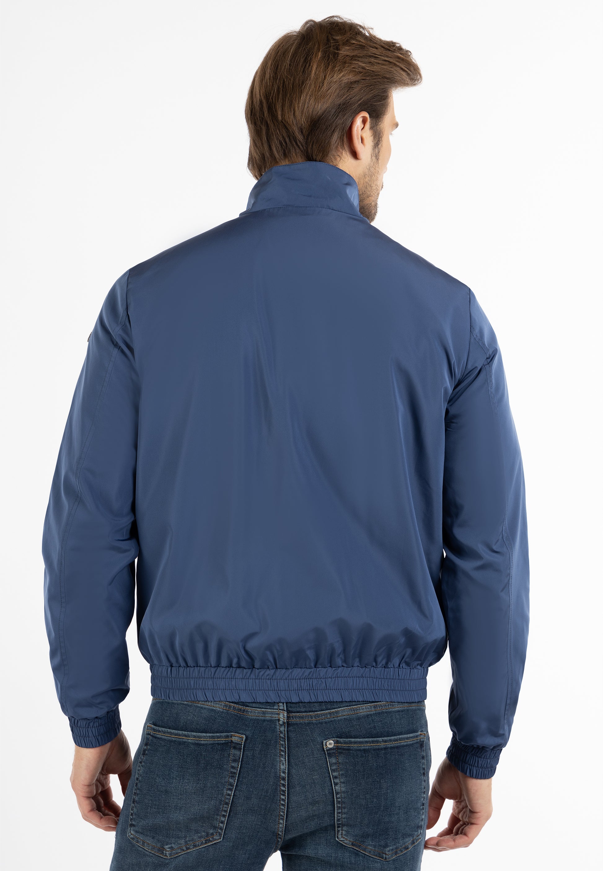 Übergangsjacke – recyceltes Material