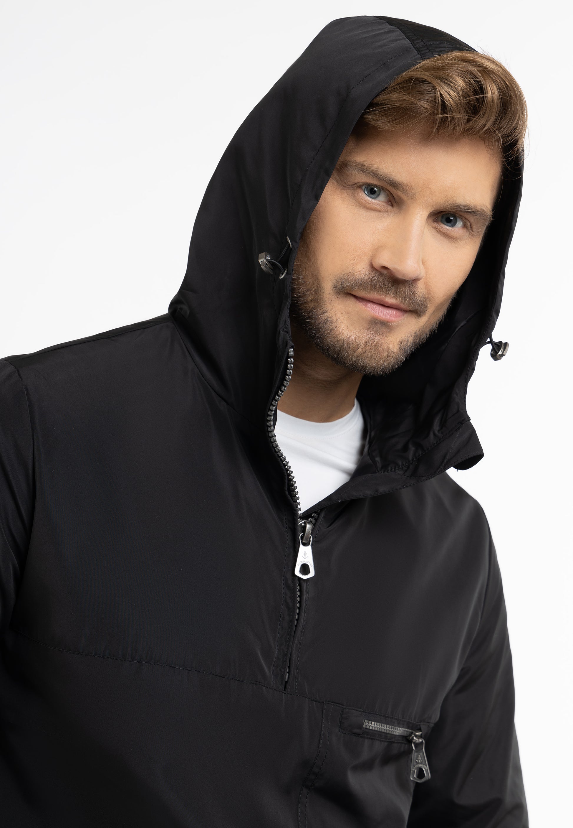 Übergangsjacke – recyceltes Material