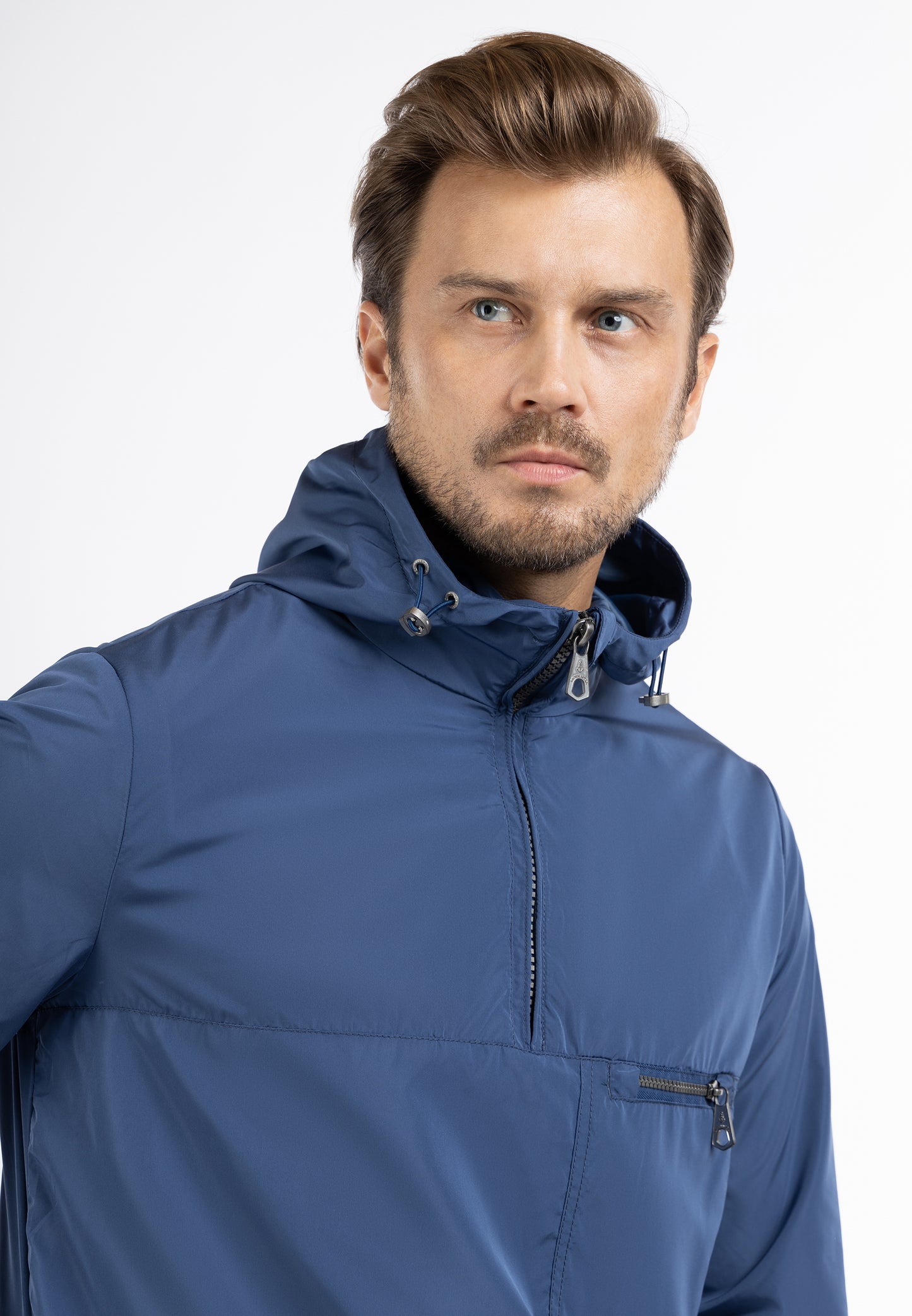Übergangsjacke – recyceltes Material