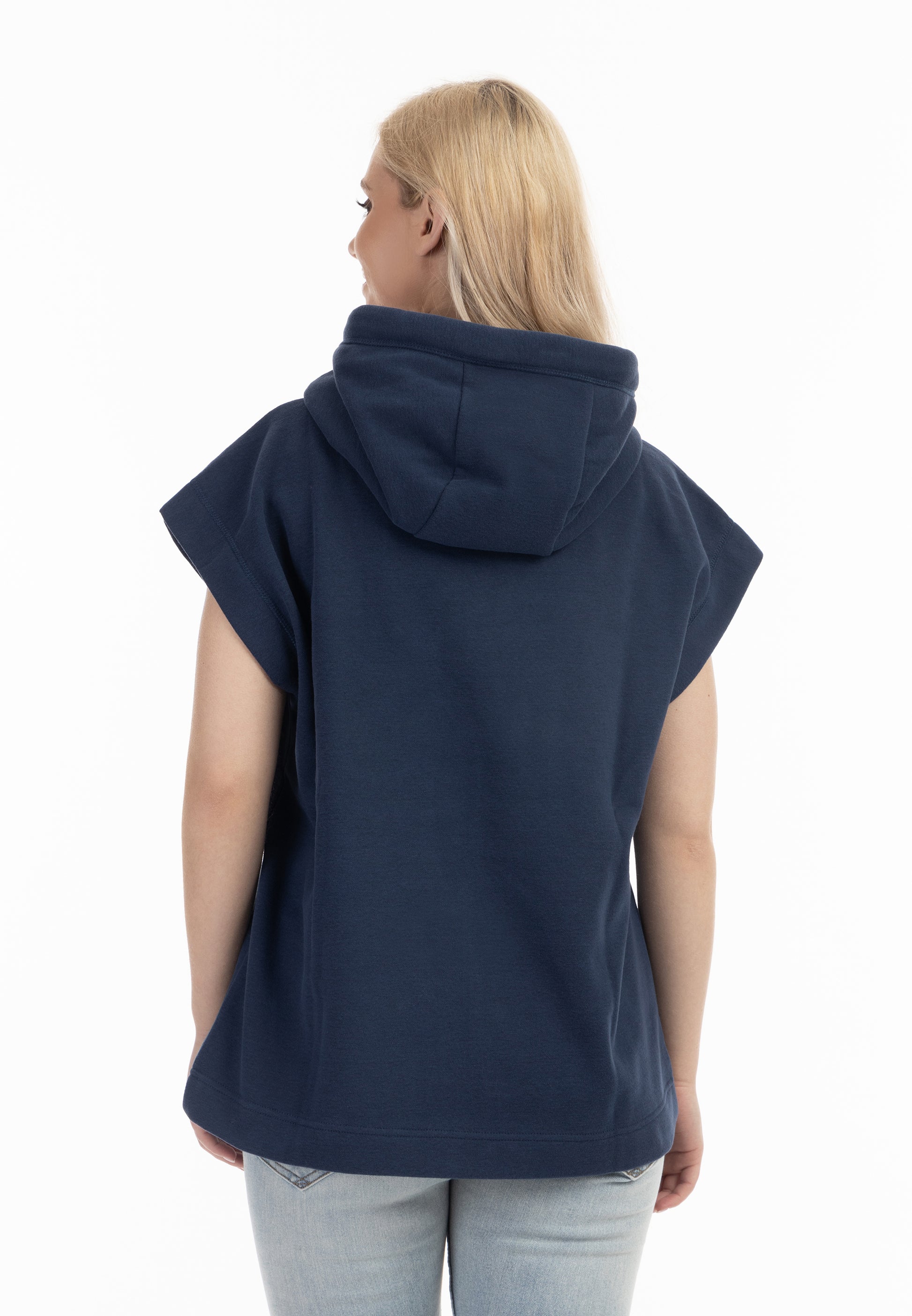 Krój oversize, bluza dresowa