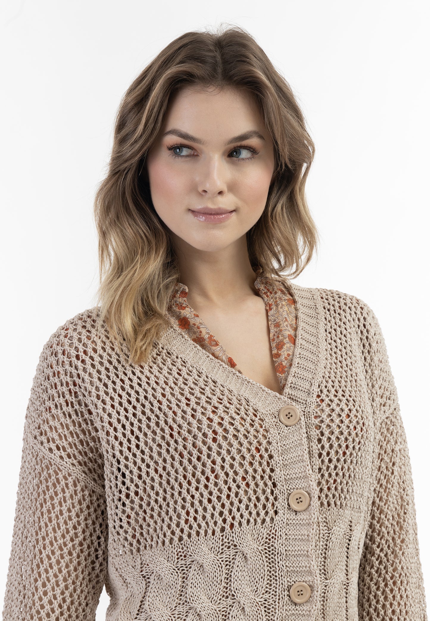 Weitmaschige Strickjacke