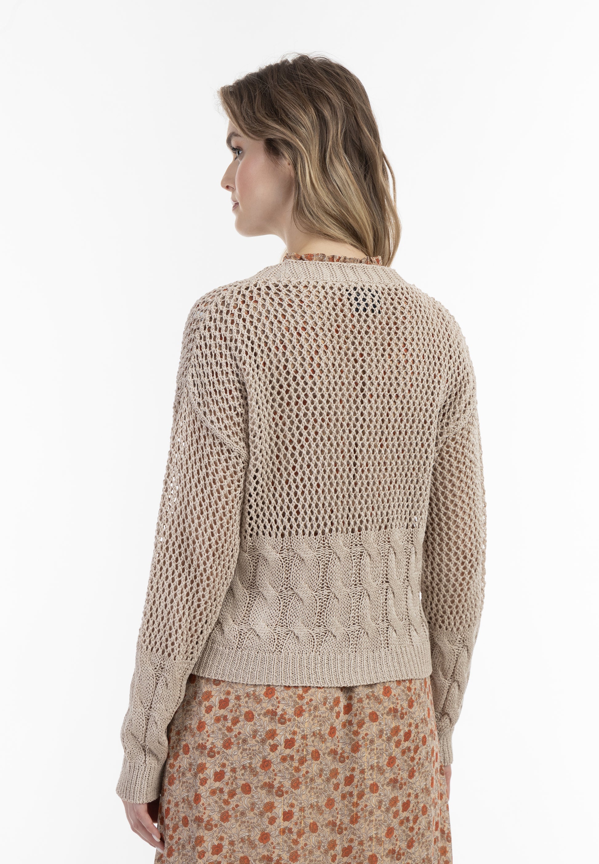 Weitmaschige Strickjacke
