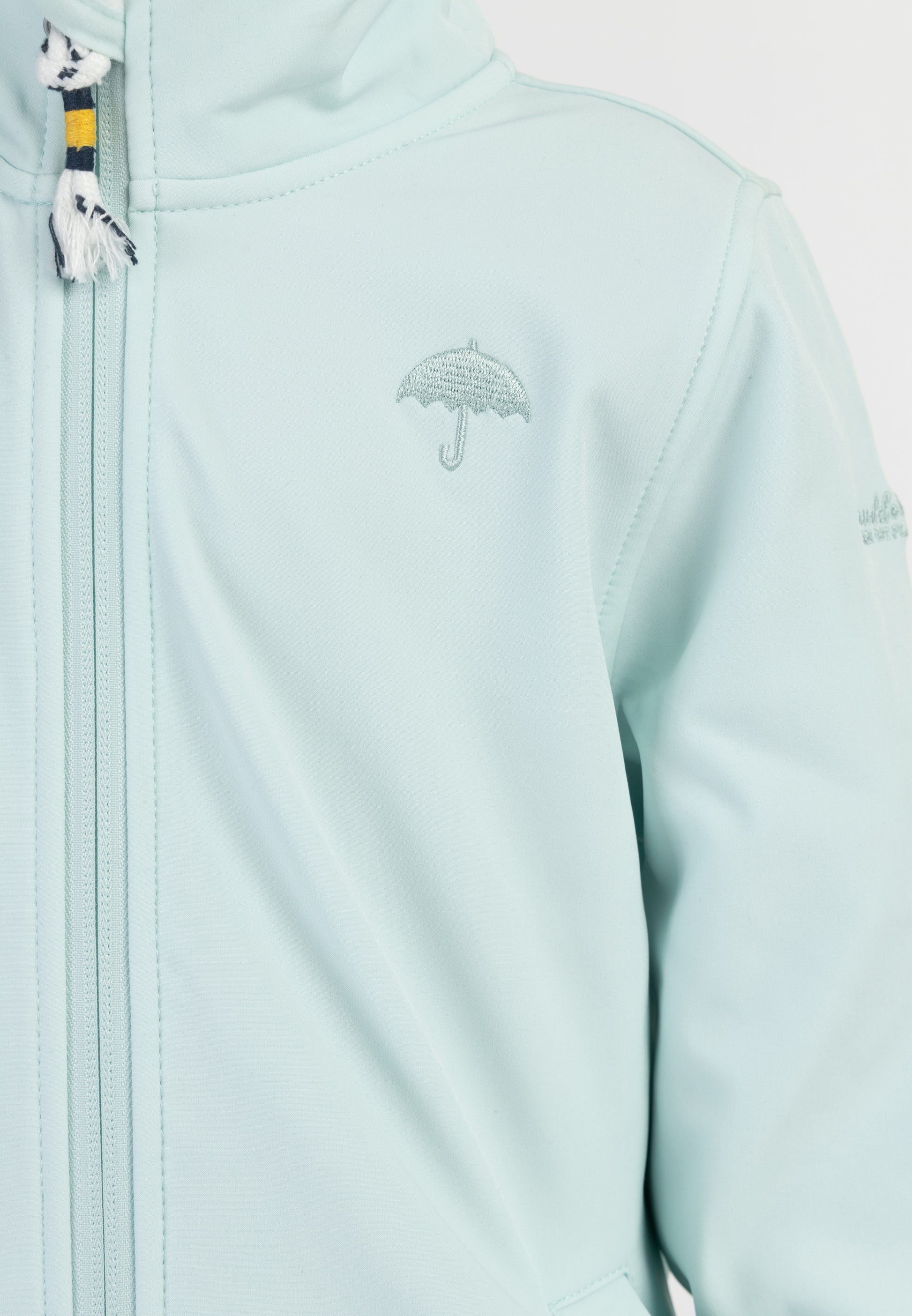 Softshelljacke – recyceltes Material