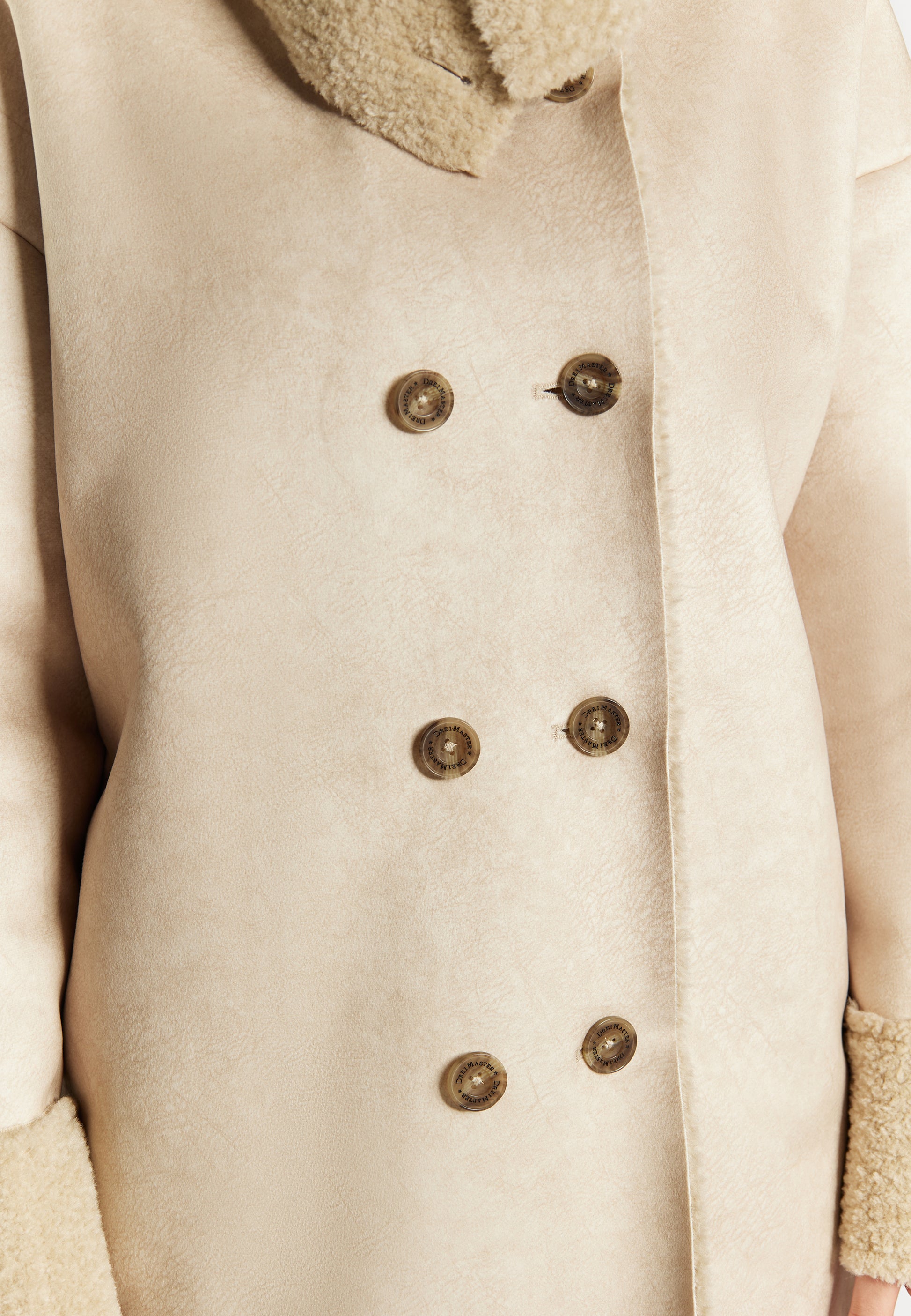Jacke aus Fellimitat
