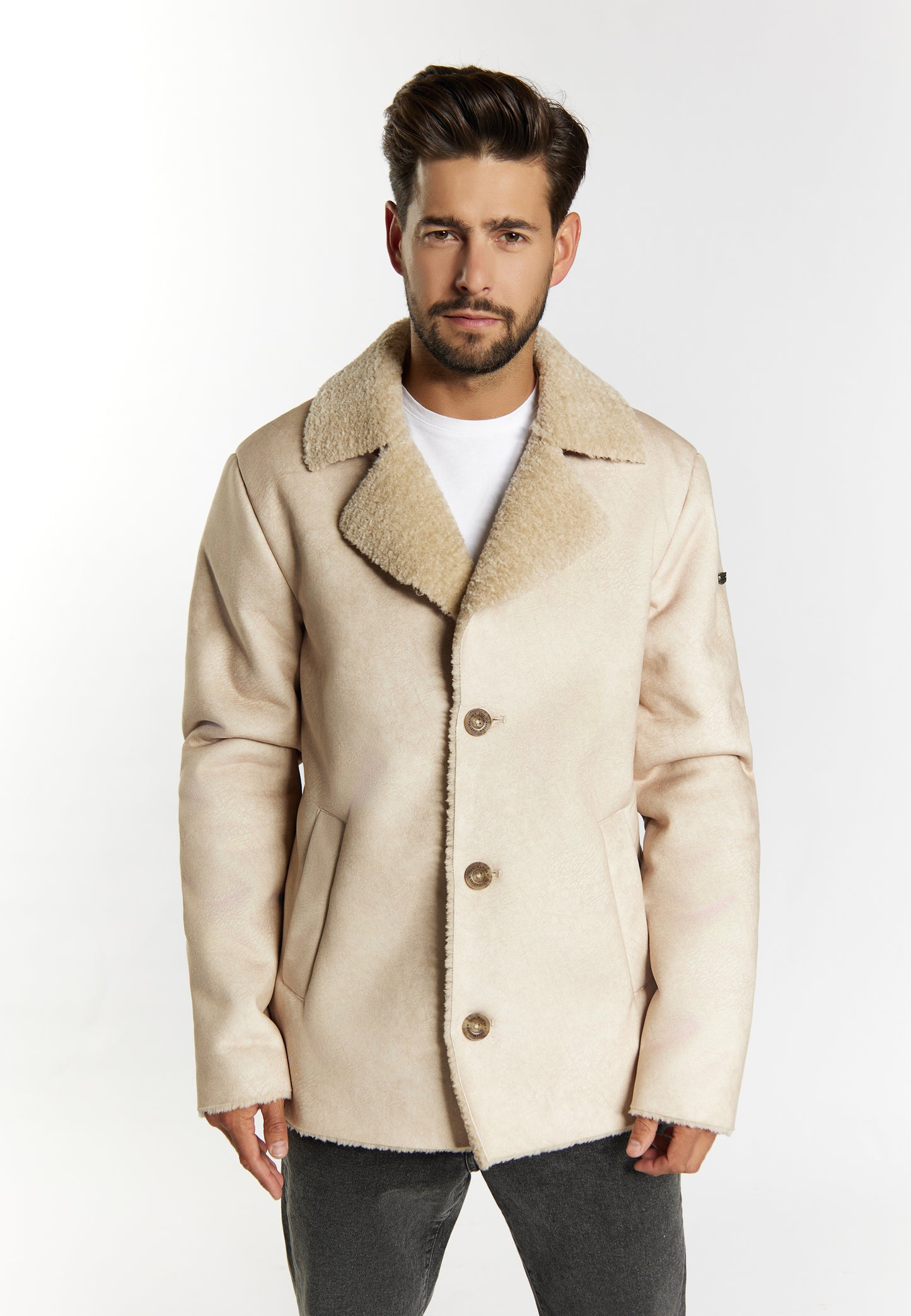 Übergangsjacke aus Fellimitat
