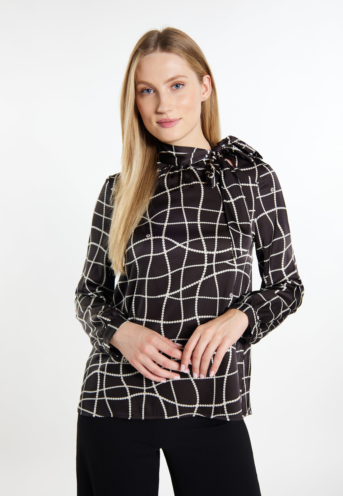 Dreimaster Klassik Women's Long Sleeve Blouse - Schmuddelwedda Shop