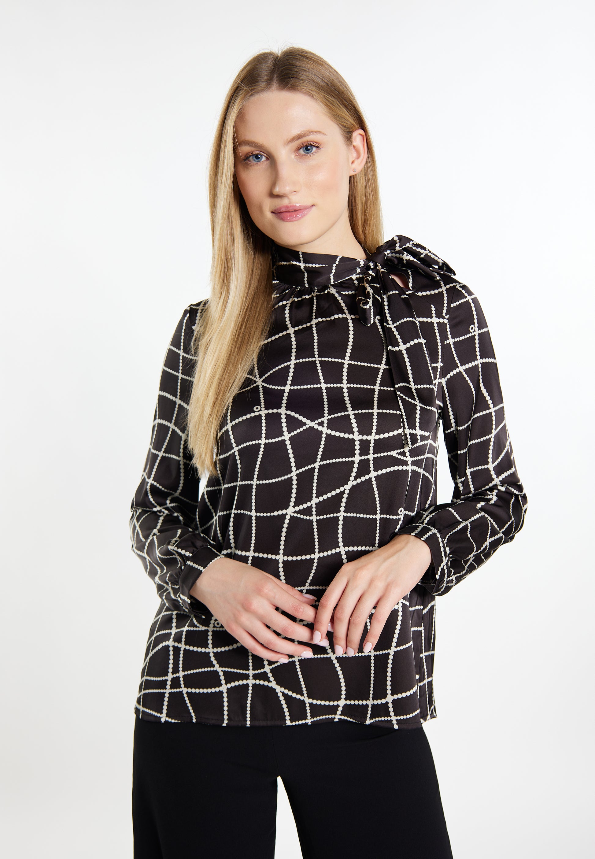 Dreimaster Klassik Women's Long Sleeve Blouse - Schmuddelwedda Shop