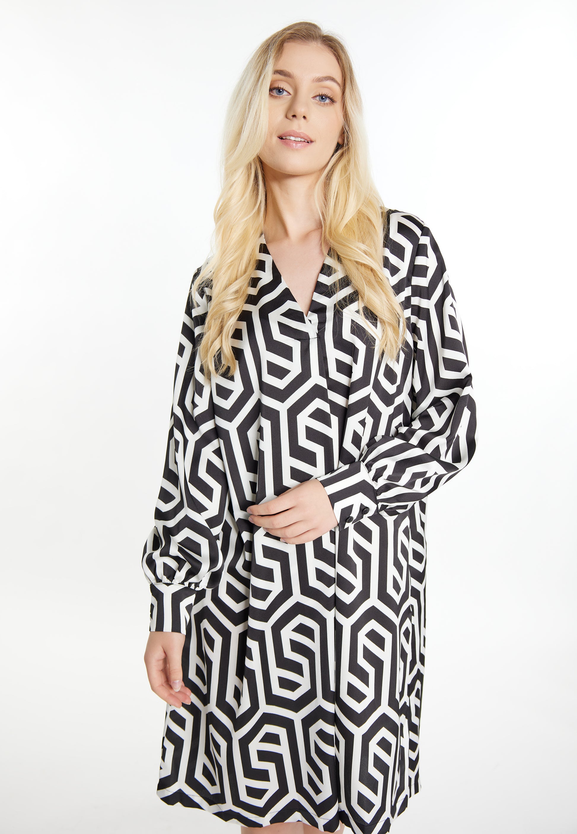 Dreimaster klasyczna damska sukienka midi