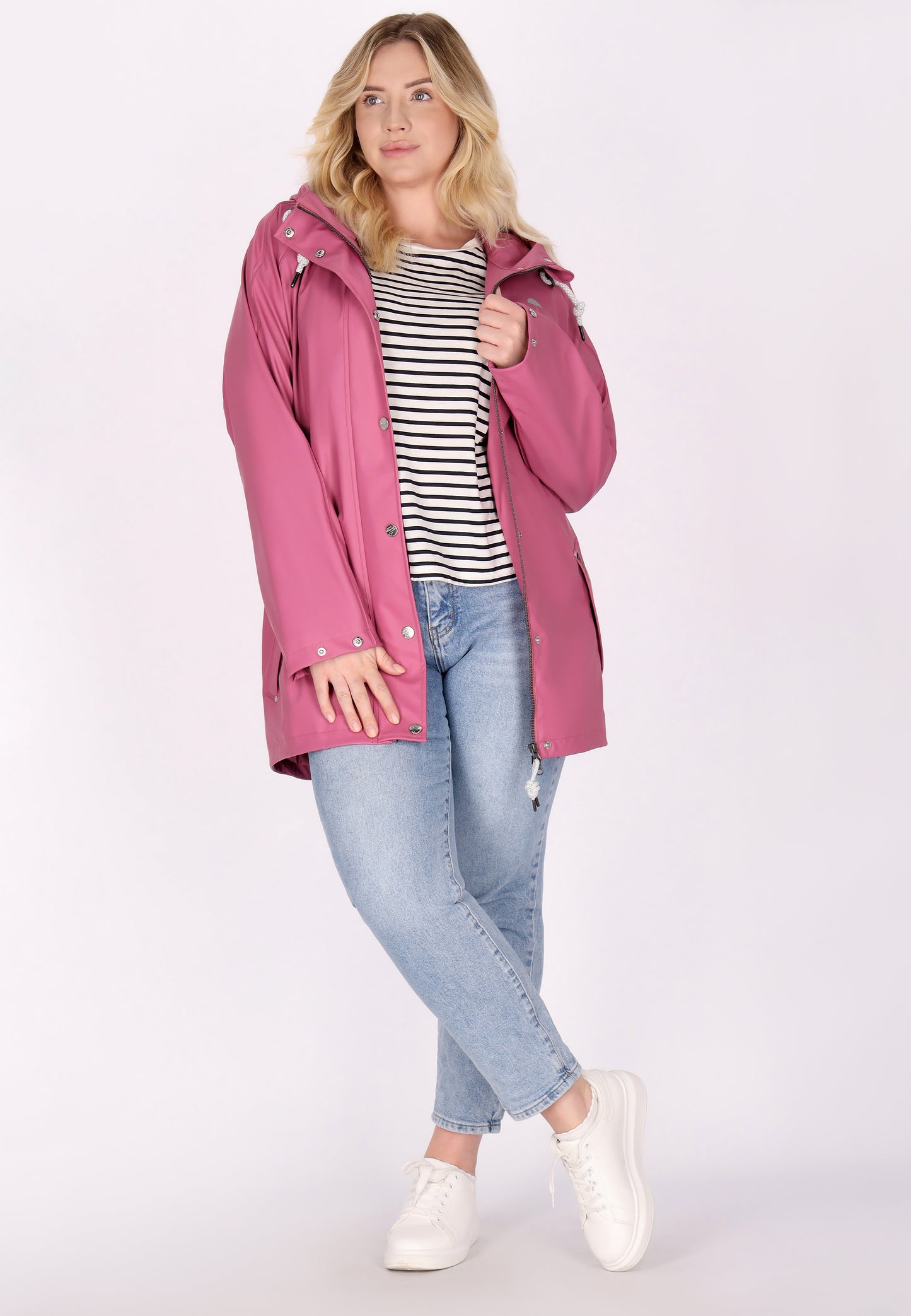 płaszcz przeciwdeszczowy Schmuddelwedda damski w rozmiarze plus size