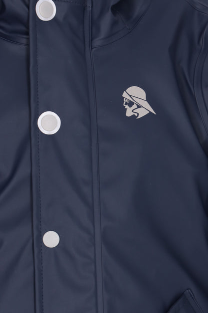 Regenjacke aus recyceltem Material