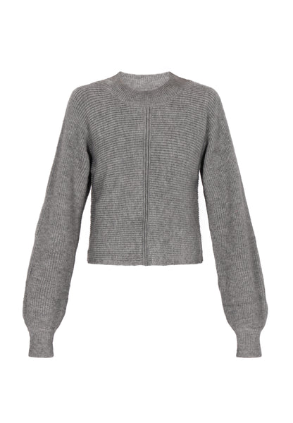 Sweter wkładany przez głowę