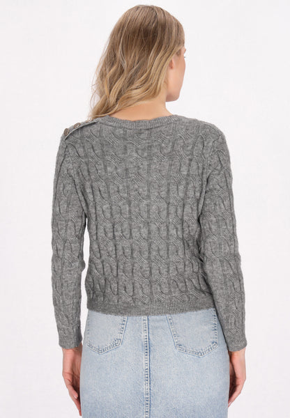 Sweter wkładany przez głowę