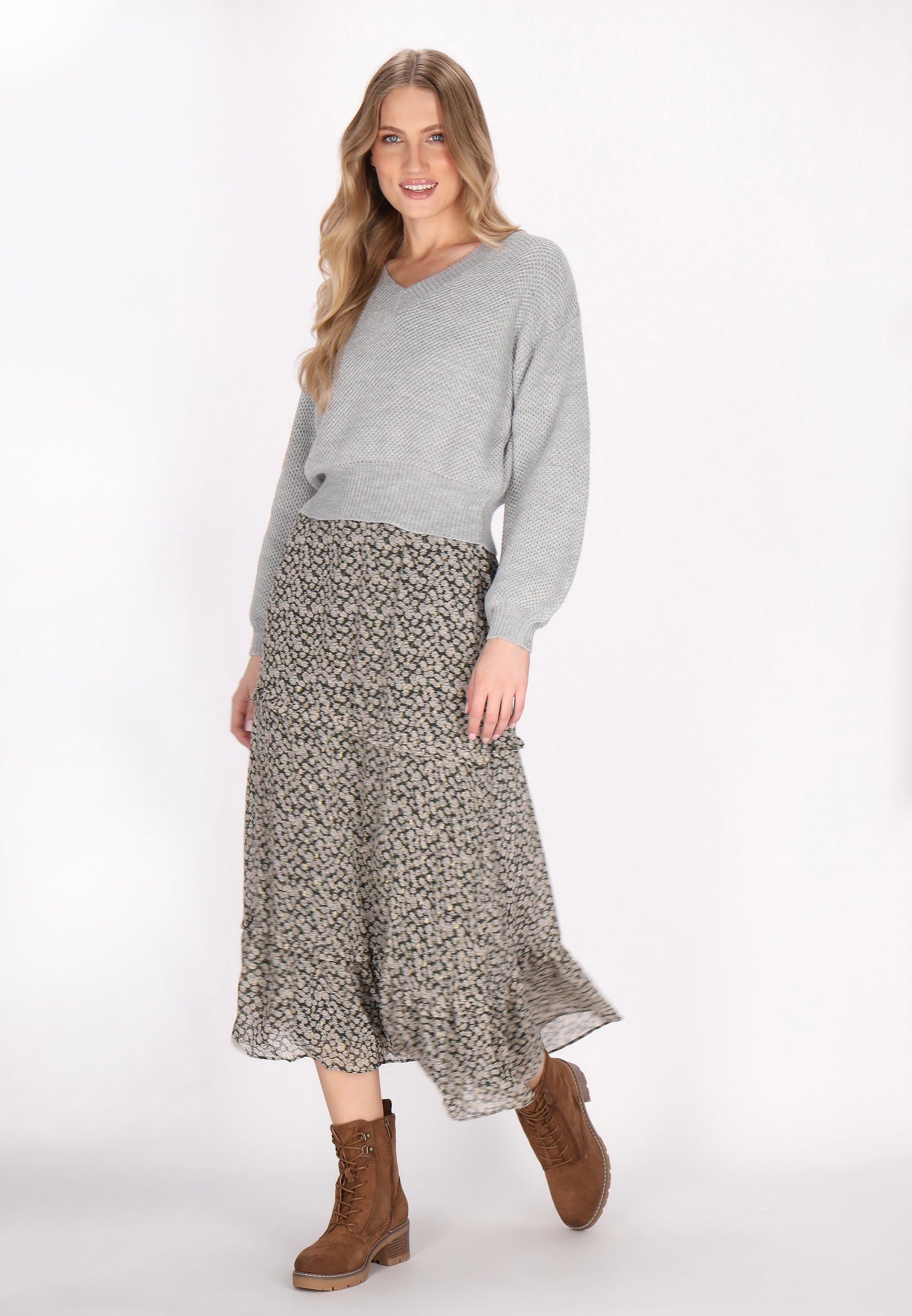 Sweter wkładany przez głowę